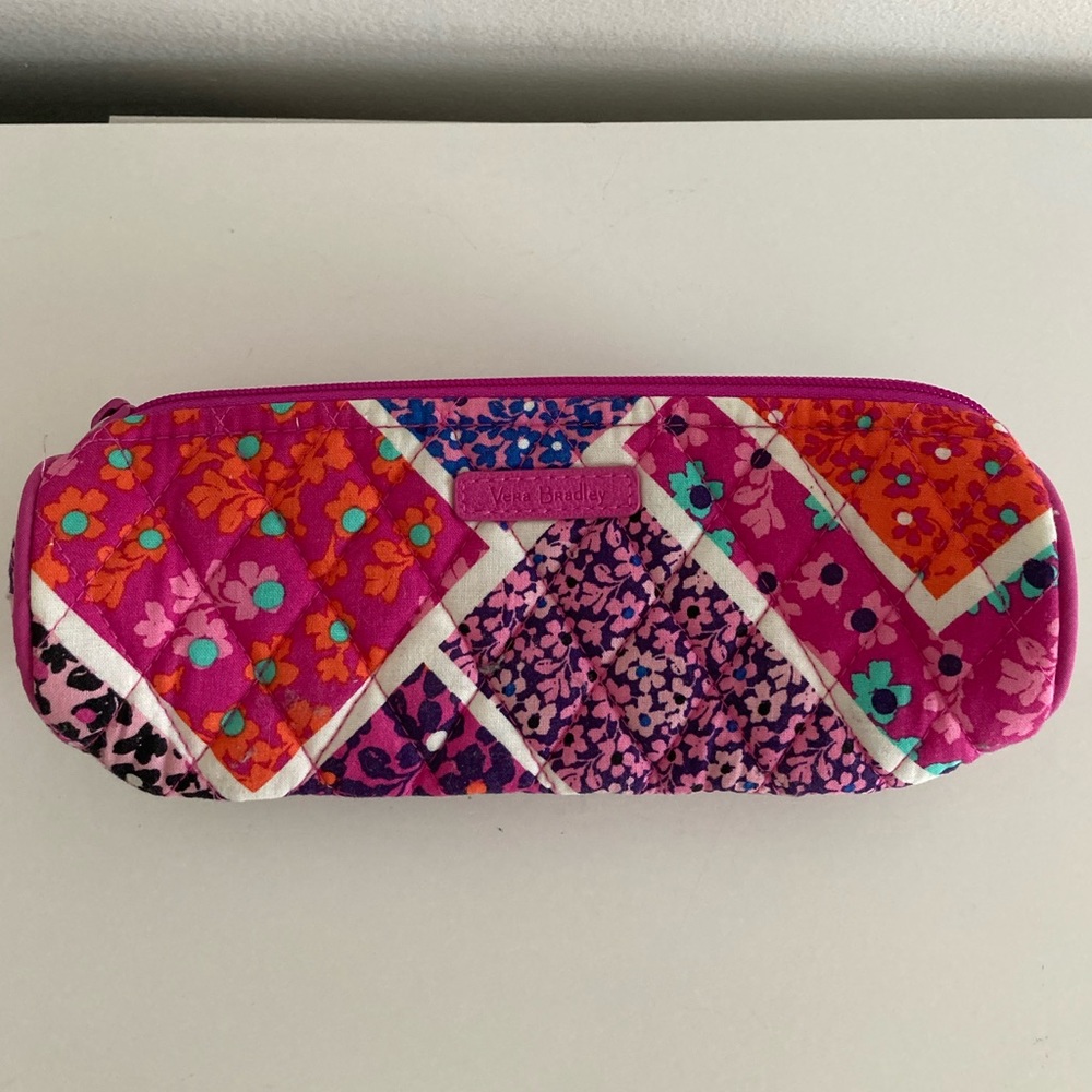 Vera Bradley On a Roll Case Modern Medley